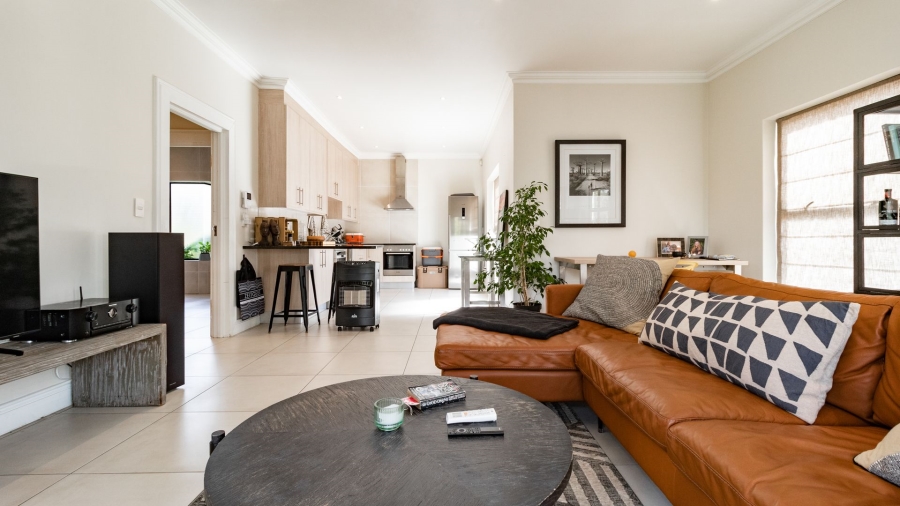 2 Bedroom Property for Sale in Bishopscourt Western Cape